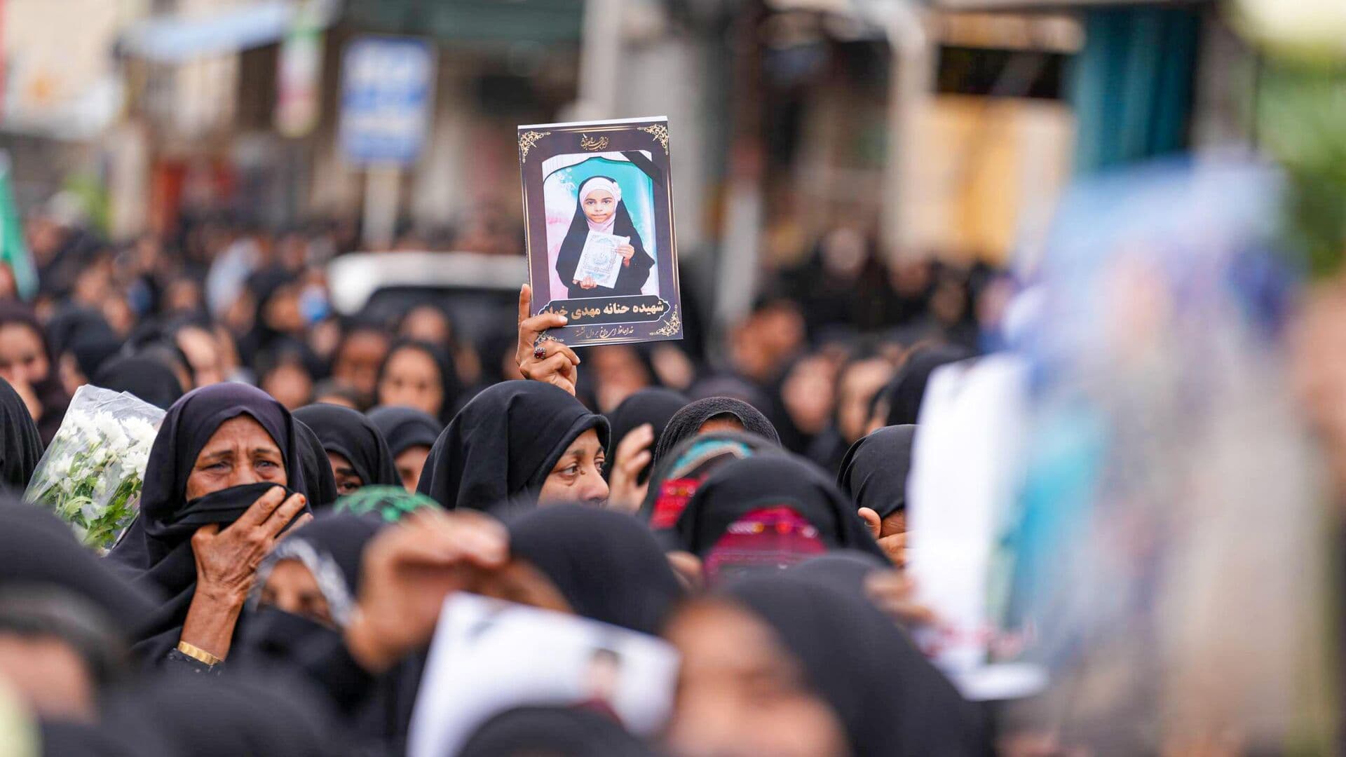 Около трети погибших в Иране при атаках США и Израиля составили дети