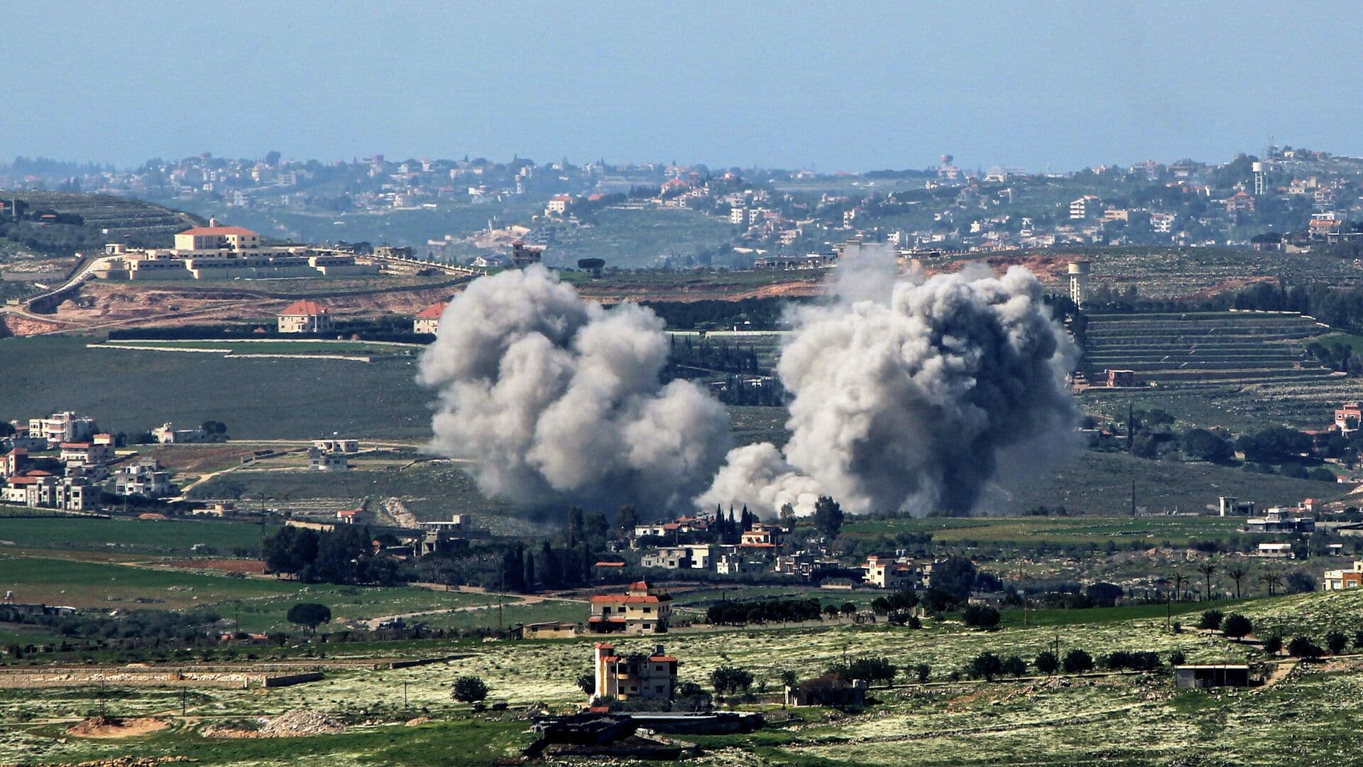 Армия Израиля атаковала около 60 объектов "Хезболла" в Ливане