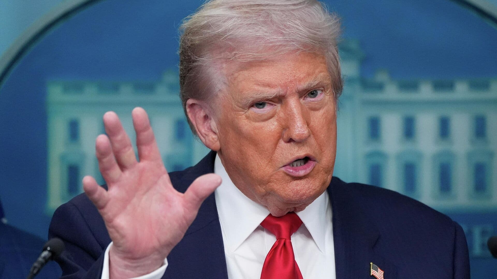 Трамп заявил, что не в восторге военного сотрудничества с Британией