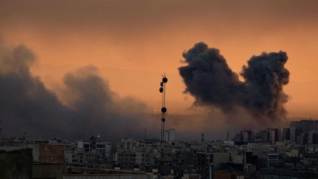 В Иране шесть человек погибли в ходе ударов США и Израиля по провинции Кум