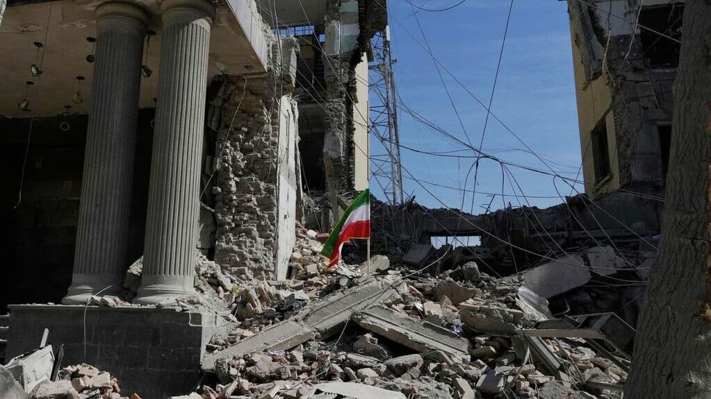 В Иране с начала боевых действий пострадали более шести тысяч человек