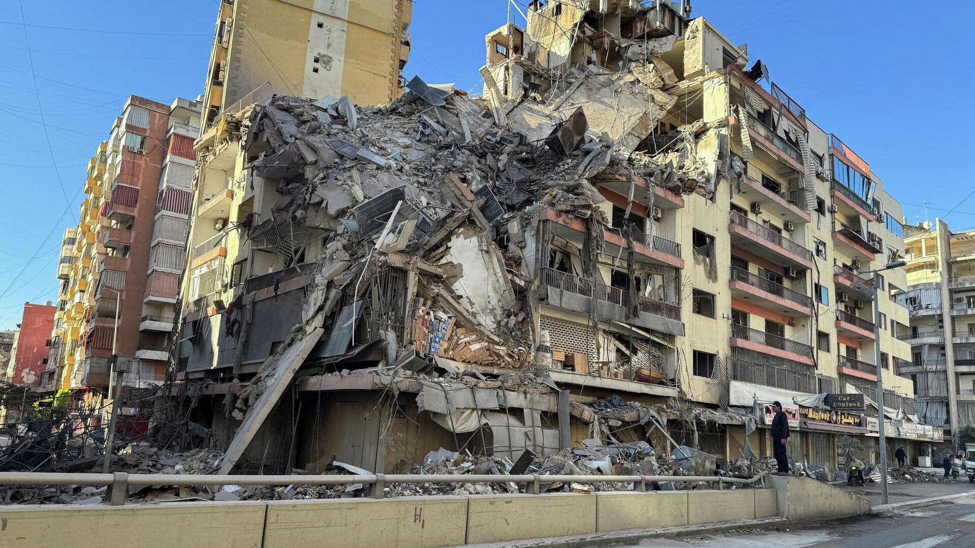 Число погибших от ударов Израиля по Ливану увеличилось до 77 человек