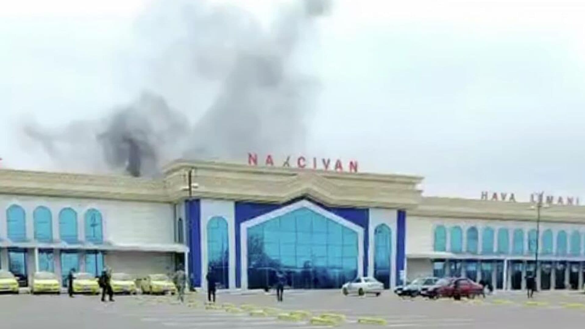 В аэропорту Нахичевани приостановили все рейсы