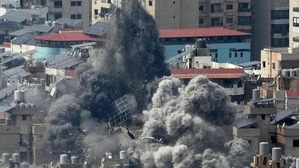 Число жертв израильских ударов по Ливану возросло