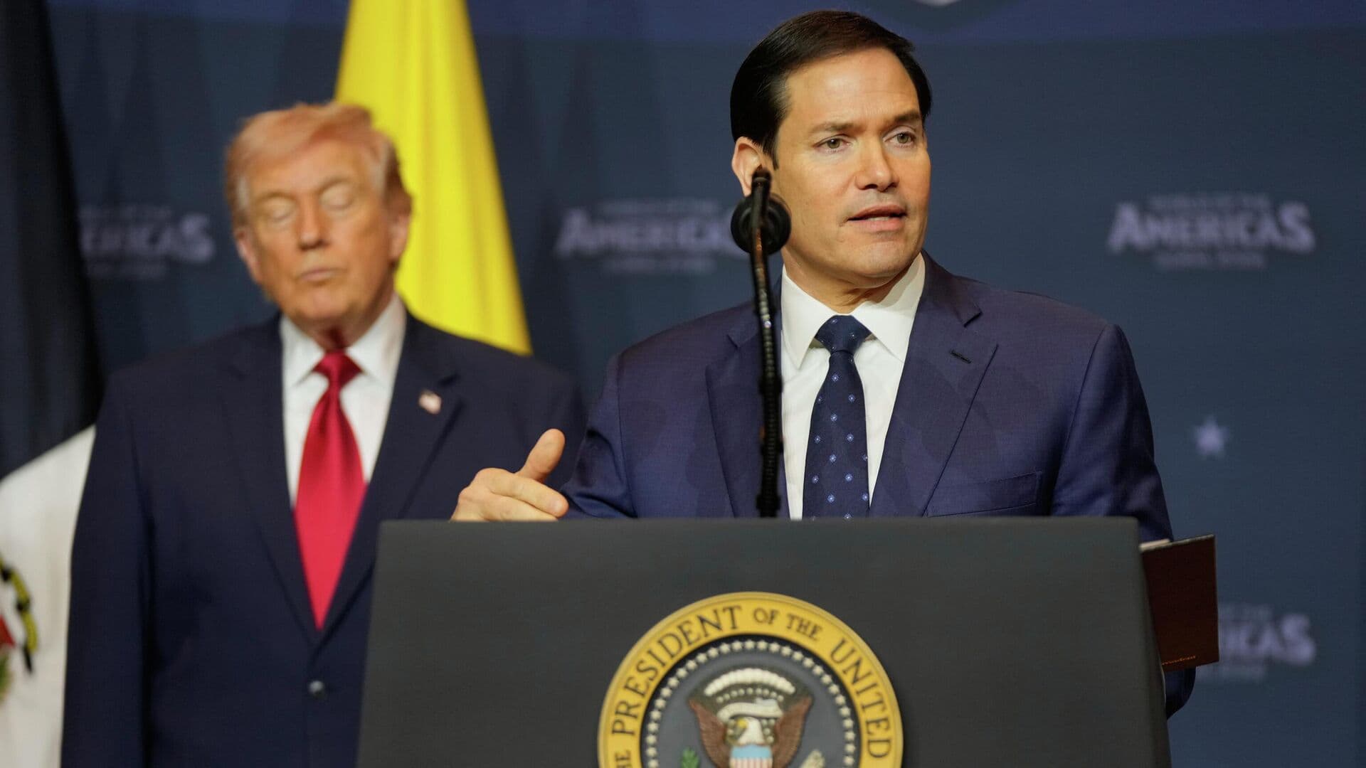 Рубио перешел на испанский, обращаясь к лидерам Латинской Америки