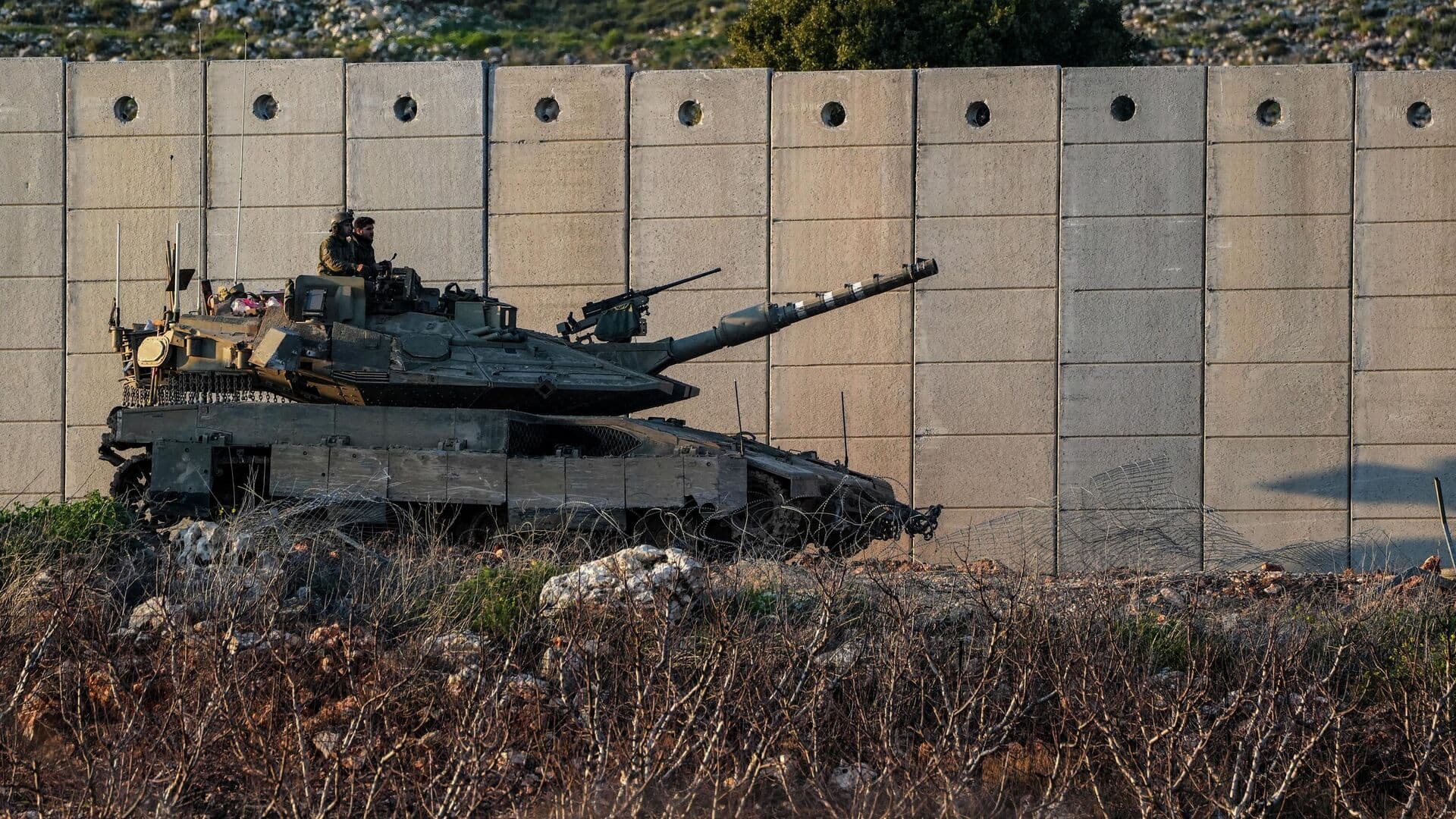 ЦАХАЛ заявила о начале ударов по инфраструктуре "Хезболлах" в Бейруте