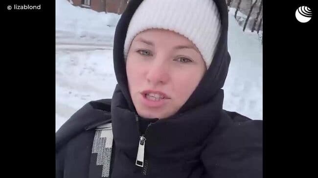 Россиян растрогала история мальчика, которому не продали цветы для мамы