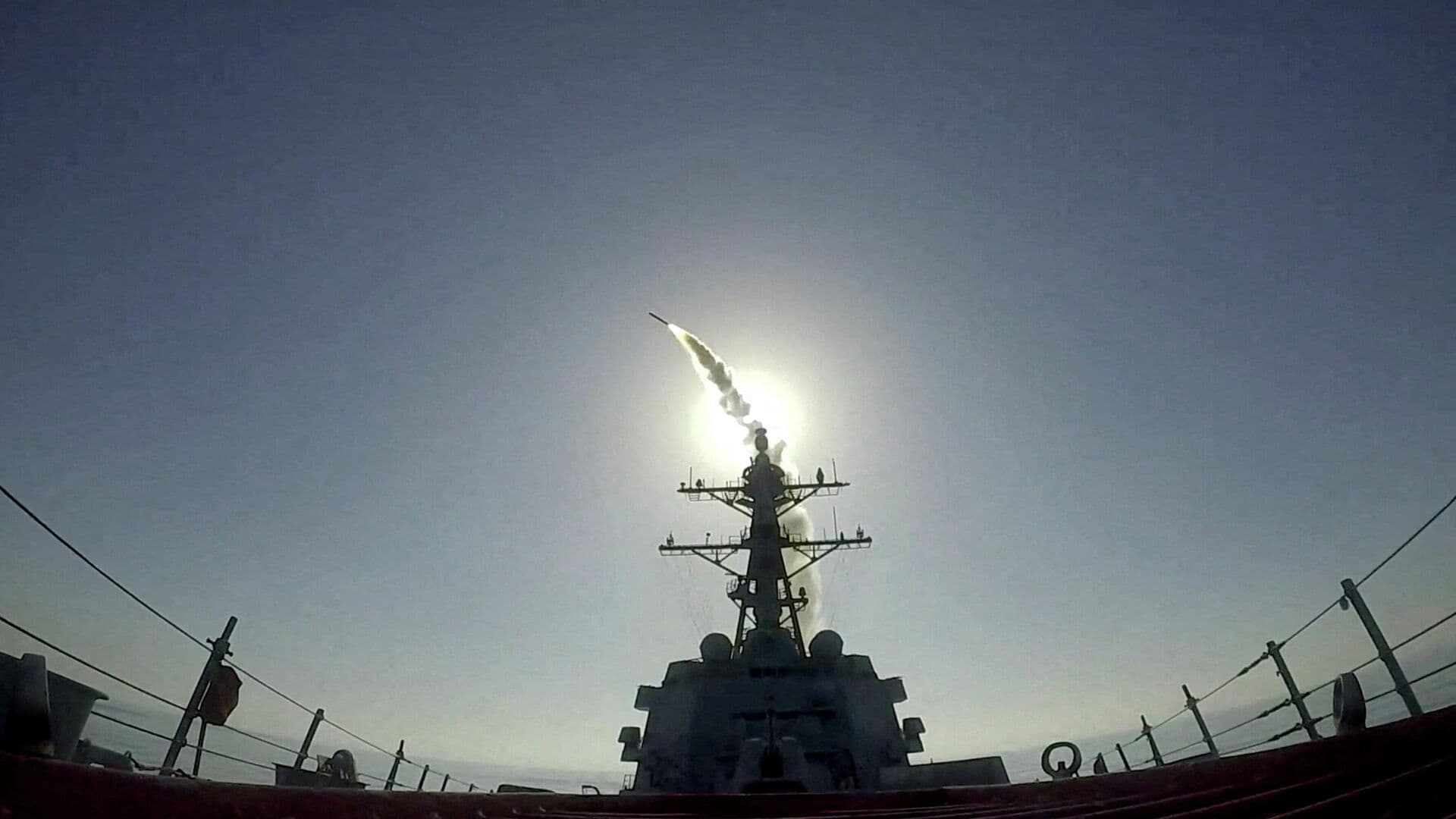 США почти исчерпали запасы ракет на Ближнем Востоке, пишут СМИ