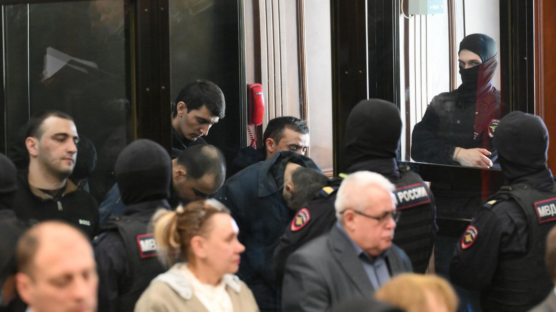 Управляющую хостелом, где жили исполнители теракта в "Крокусе", осудили