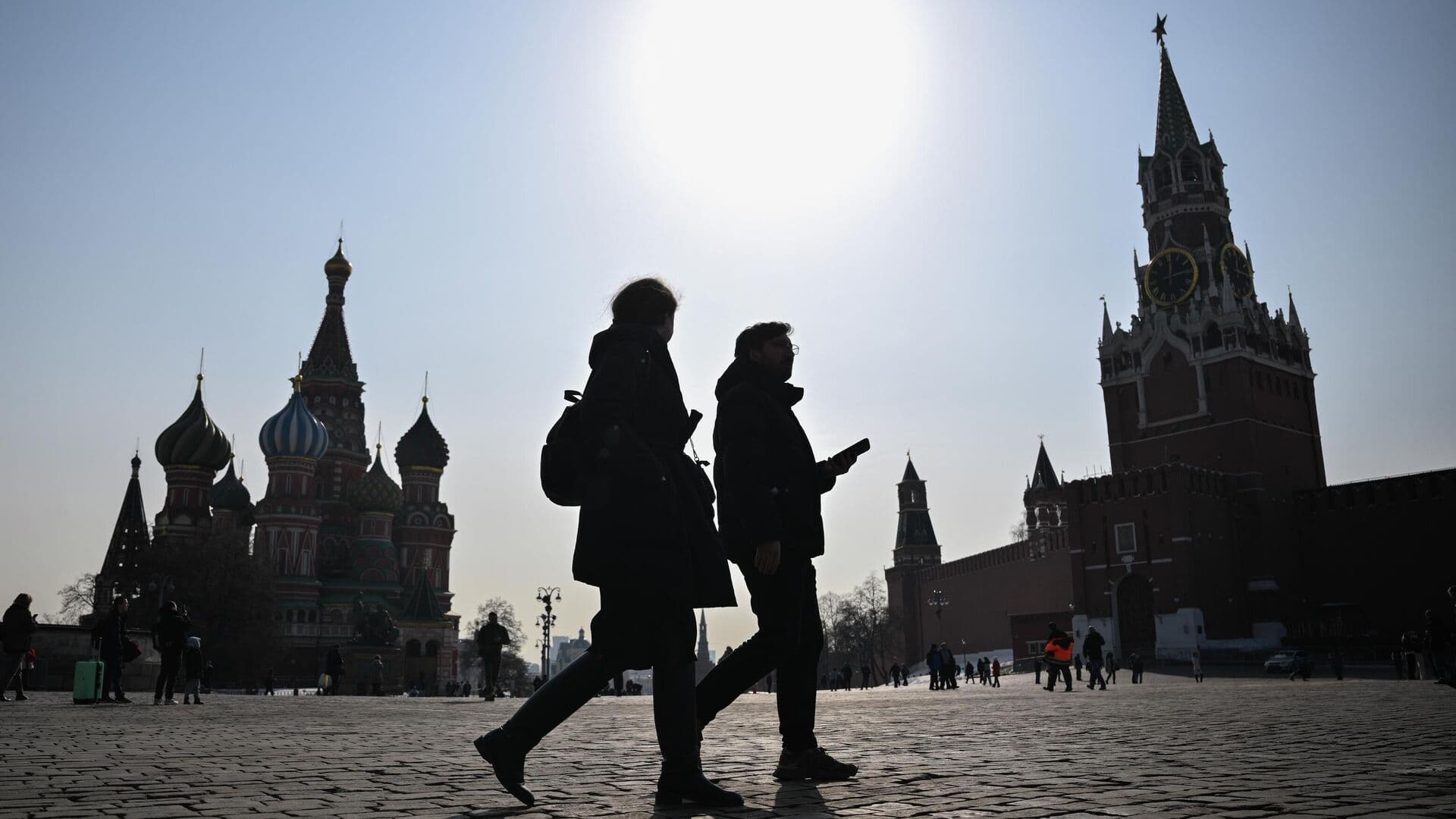 Синоптик рассказала об аномальном тепле в Москве на выходных