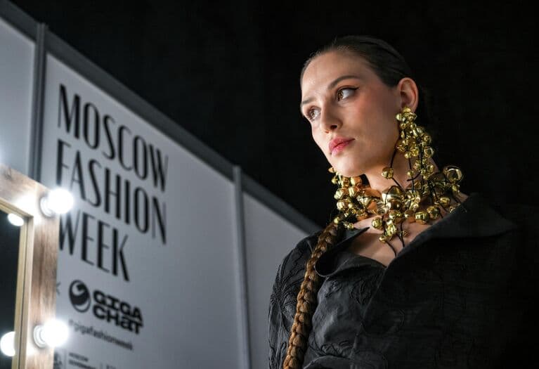 Униформа на подиуме: VI Московская неделя моды