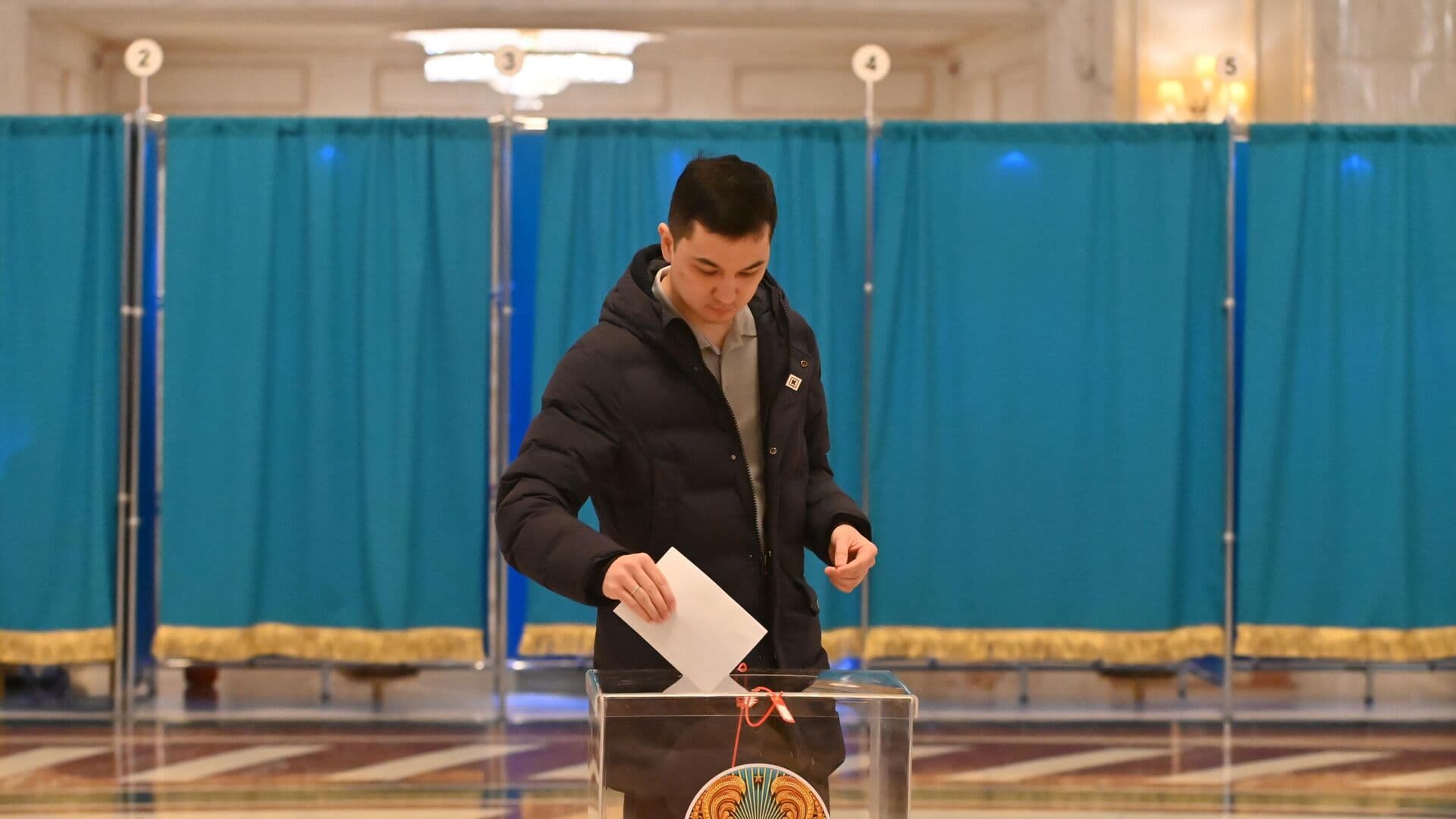 Миссия ШОС отметила высокий интерес избирателей к референдуму в Казахстане