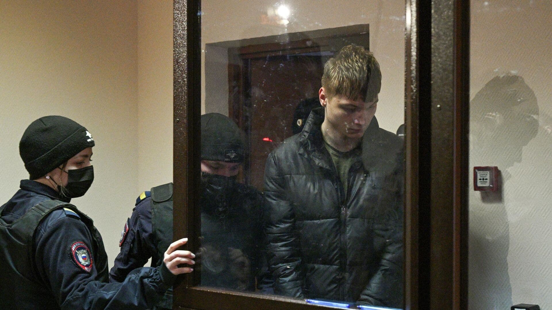 Суд в Москве арестовал футболиста "Урала-2" по делу об убийстве женщины