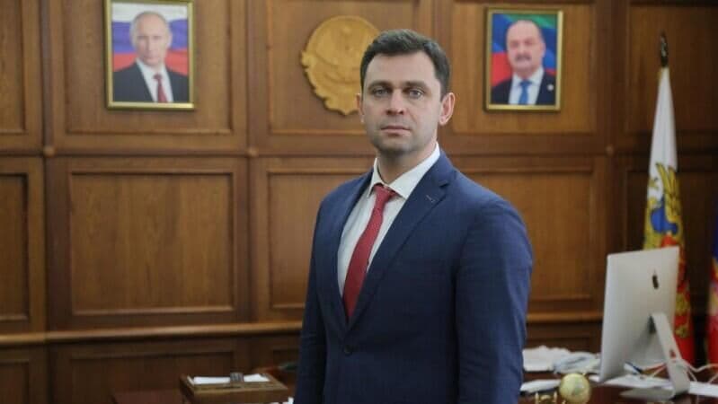 В Дагестане задержали экс-главу минстроя Сулейманова