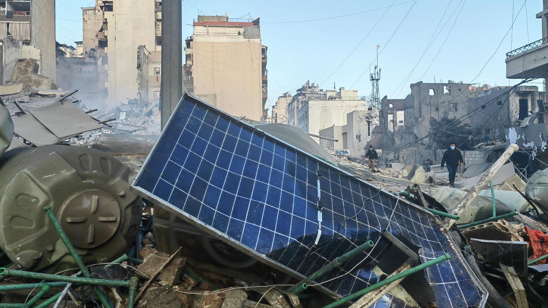 Число жертв ударов Израиля по Бейруту возросло до десяти человек