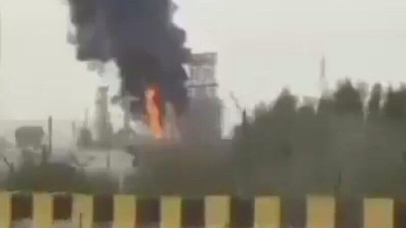 В Кувейте загорелся второй НПЗ после атаки беспилотника