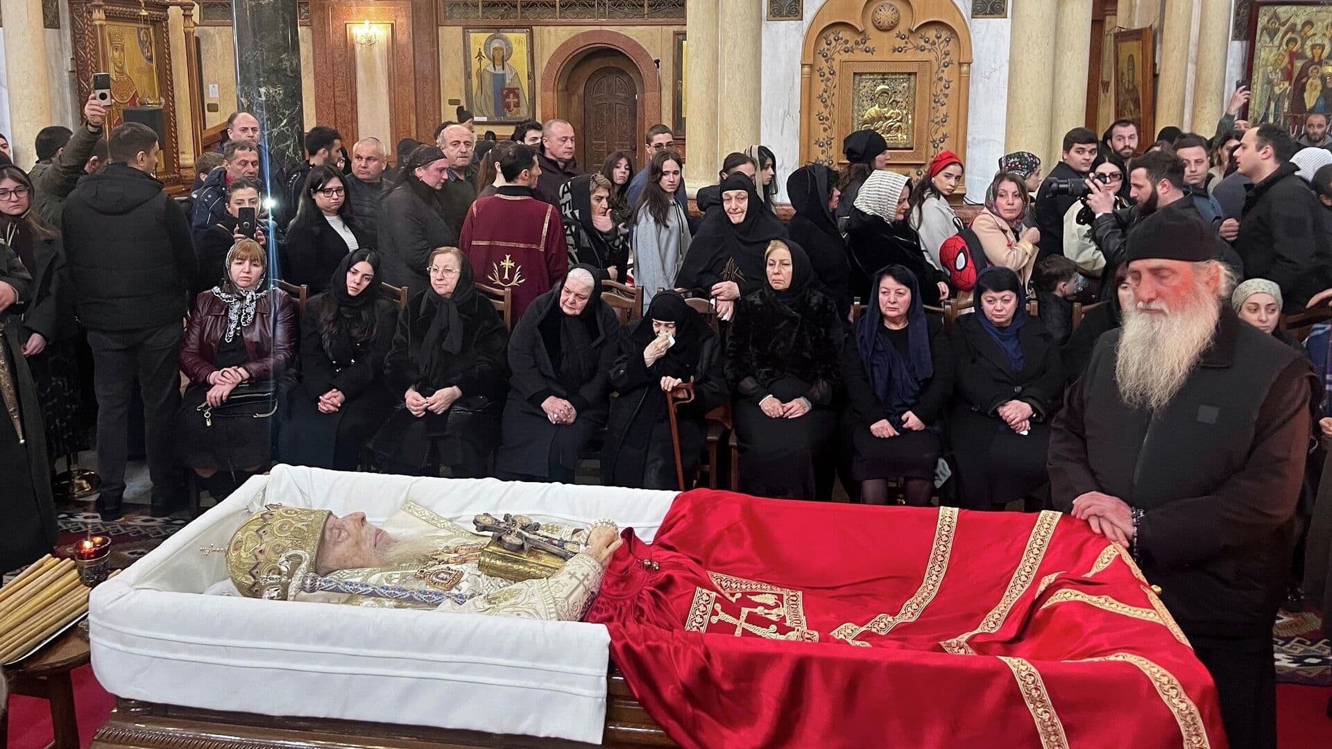 Патриарха Илию II похоронили в Тбилиси
