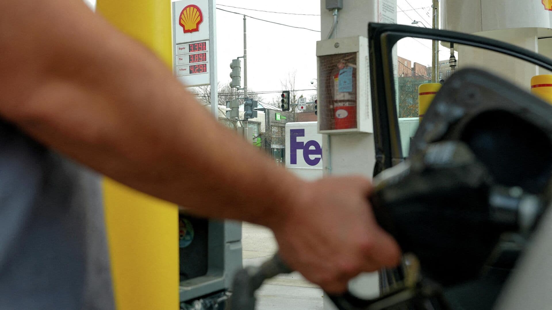 Цена бензина в Вашингтоне взлетела после начала конфликта с Ираном