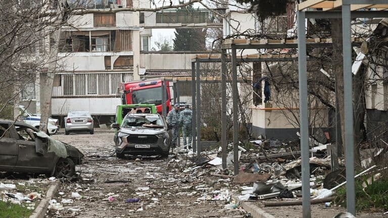 В Севастополе возбудили уголовное дело после взрыва и обрушения жилого дома