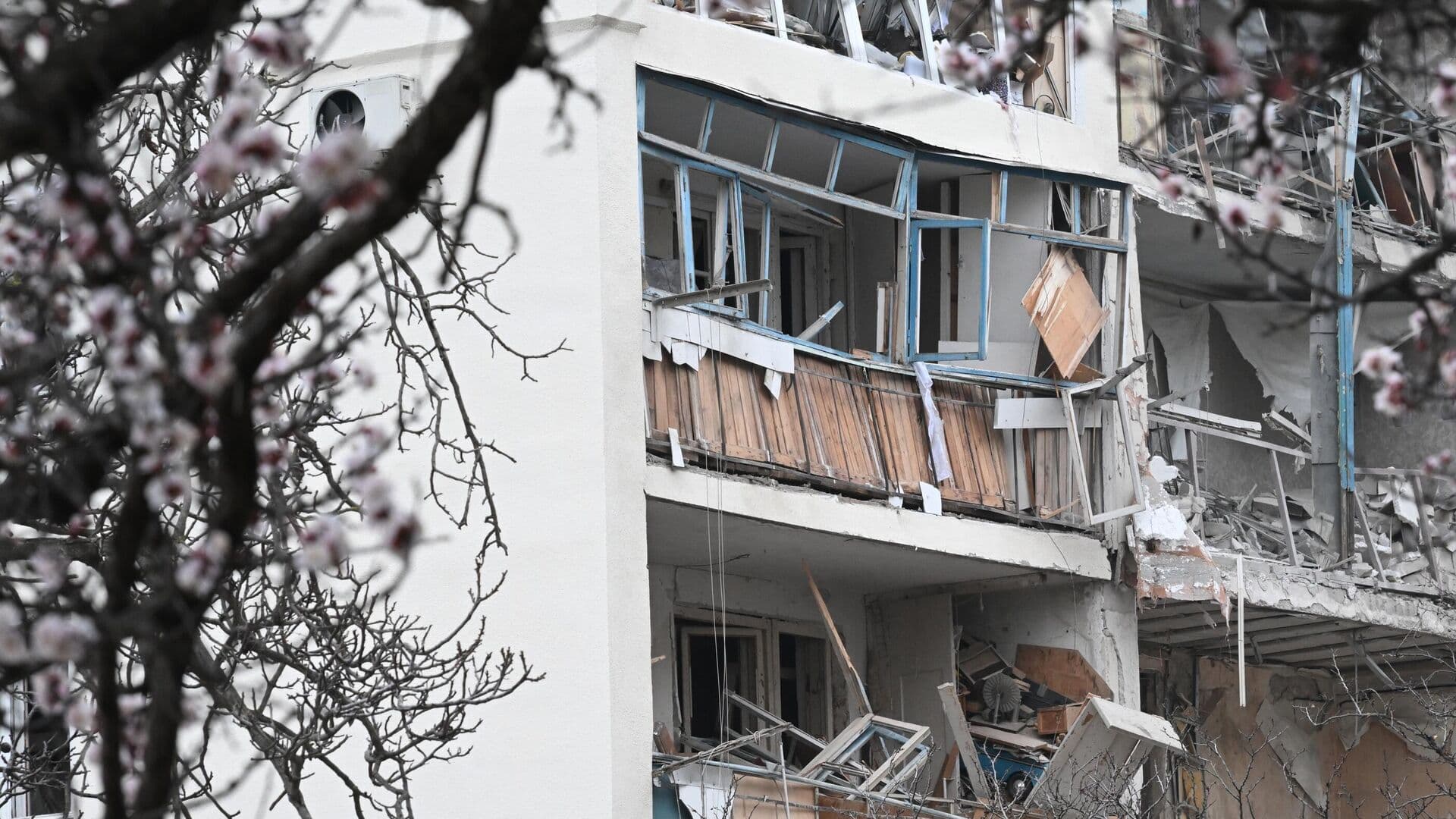 В Севастополе завершили спасательные работы на месте обрушения жилого дома