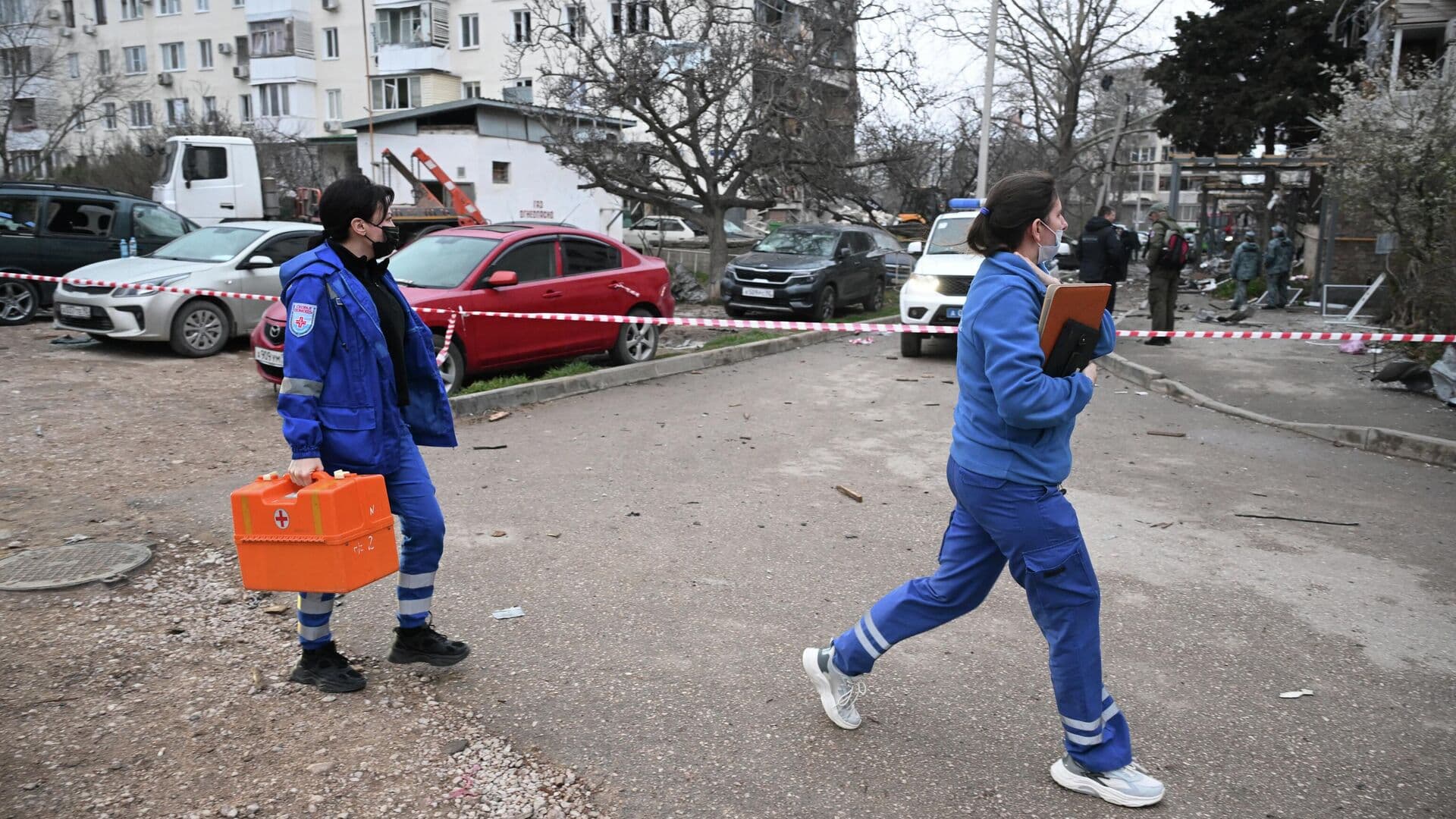 Врачи борются за жизнь девочки, пострадавшей при взрыве в Севастополе