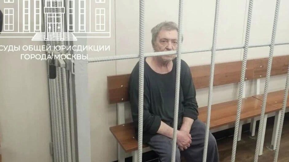 Артист, соседи которого погибли, раскрыл подробности пожара в Москве