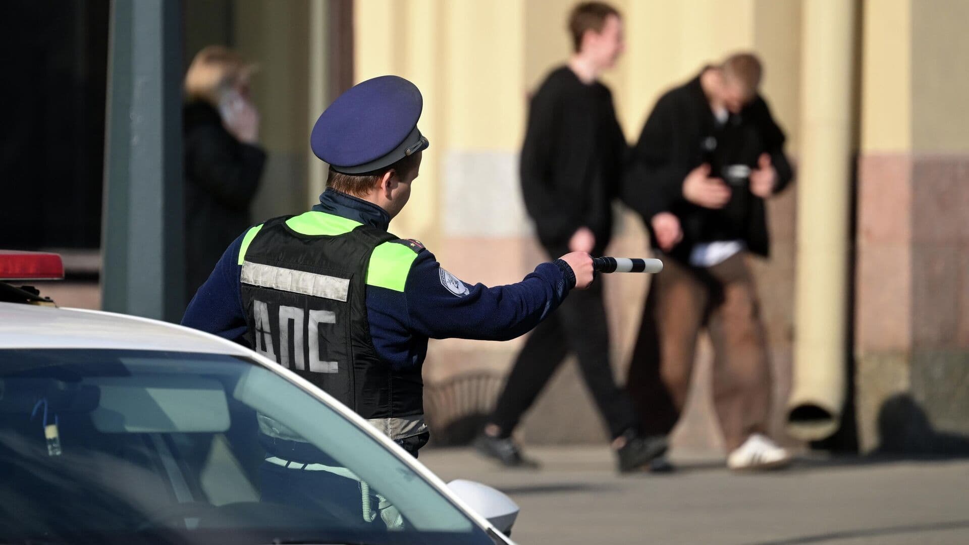 Движение на участке улицы Речников в Москве восстановили
