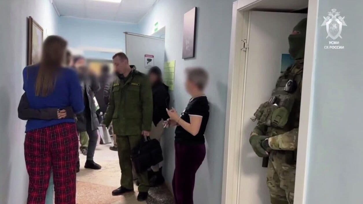 Клиника в Кемерово, где умер пациент, кодировала гипнозом и имплантами