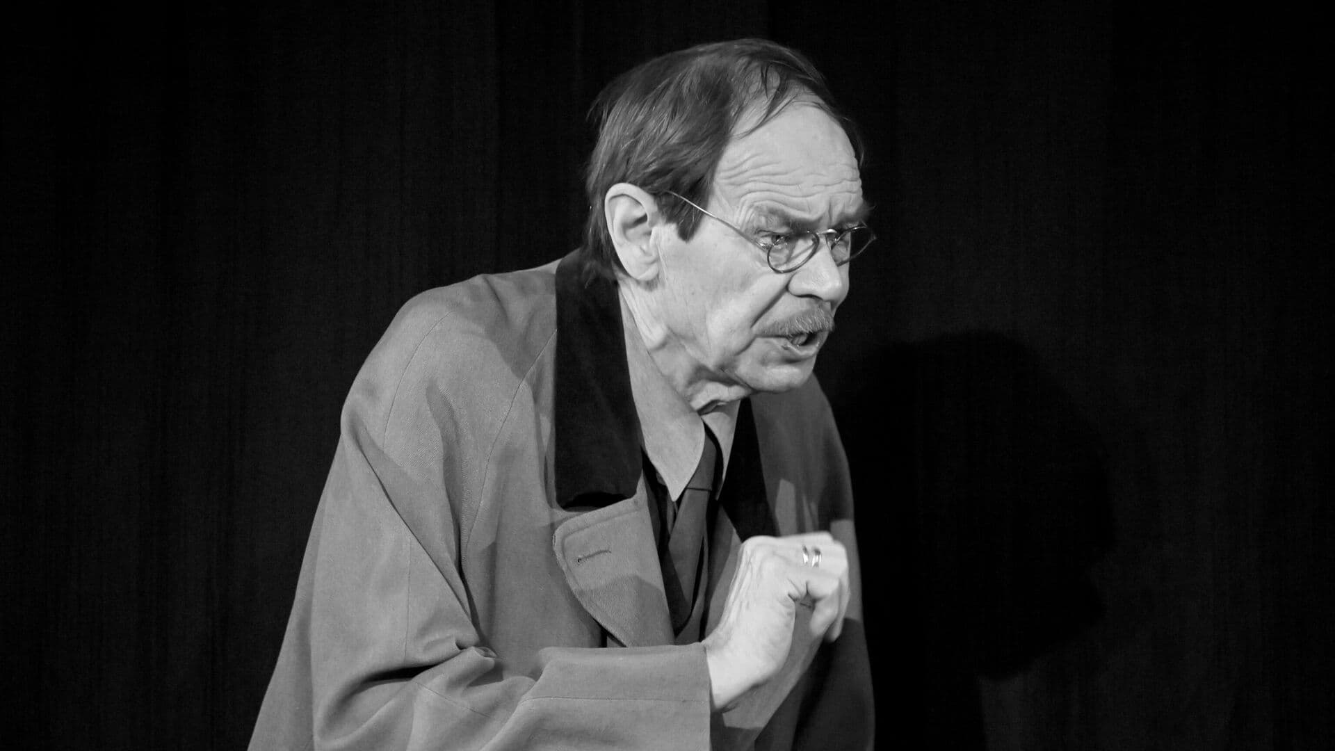 Умер заслуженный артист России Петр Складчиков