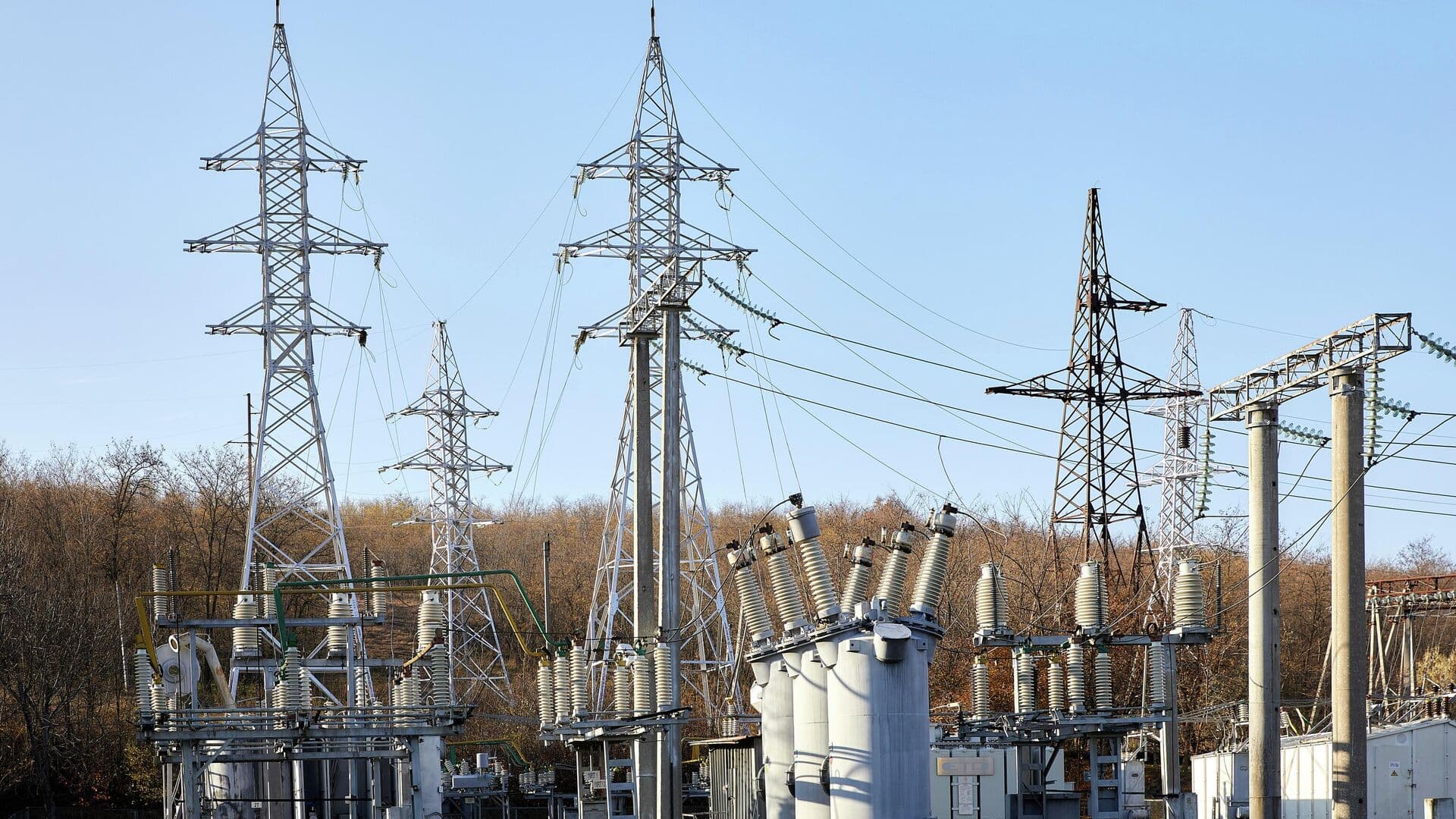 Молдавский депутат рассказал, зачем правительство вводит режим ЧП