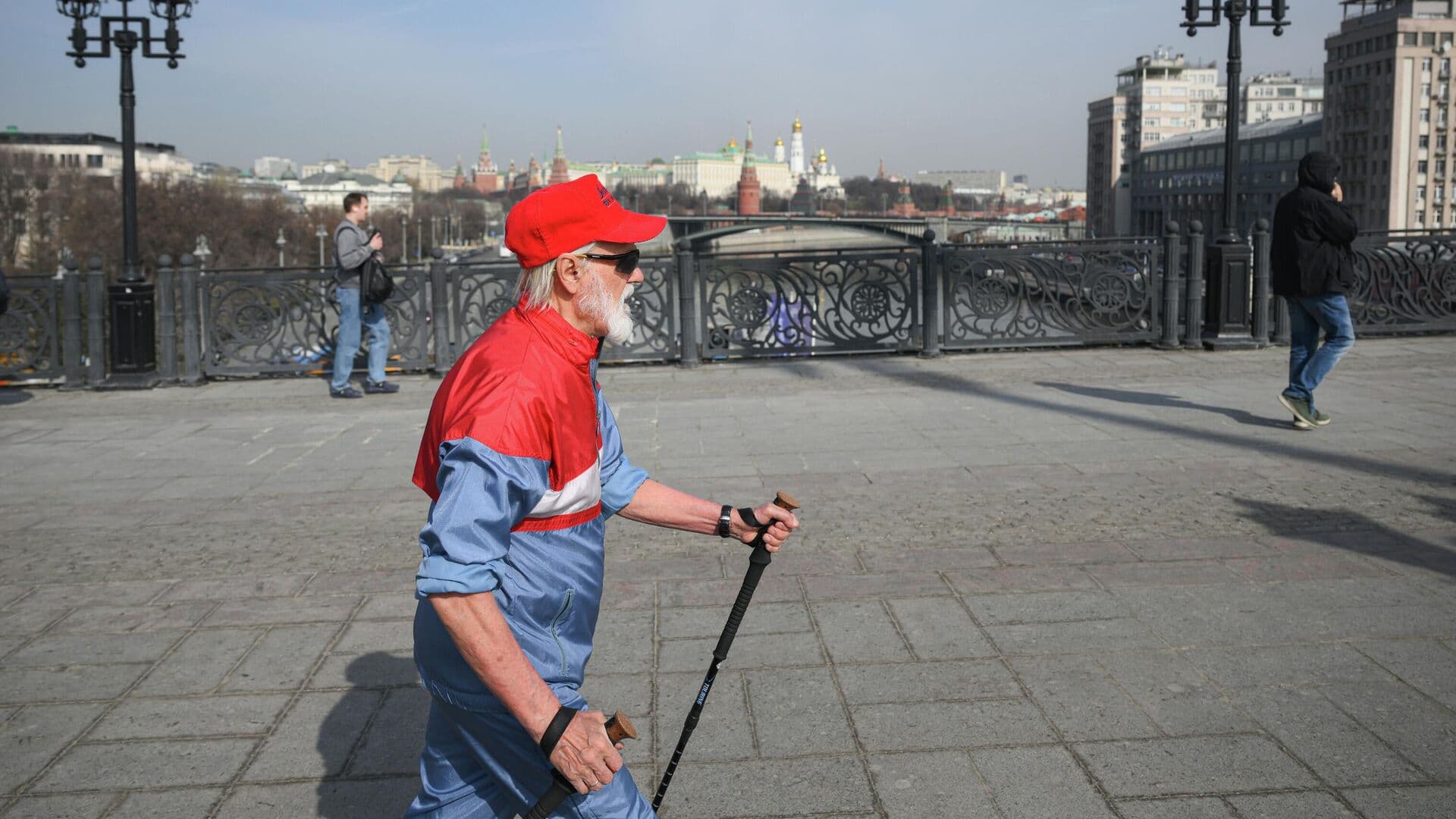 Синоптик рассказал, когда в Москву придет тепло