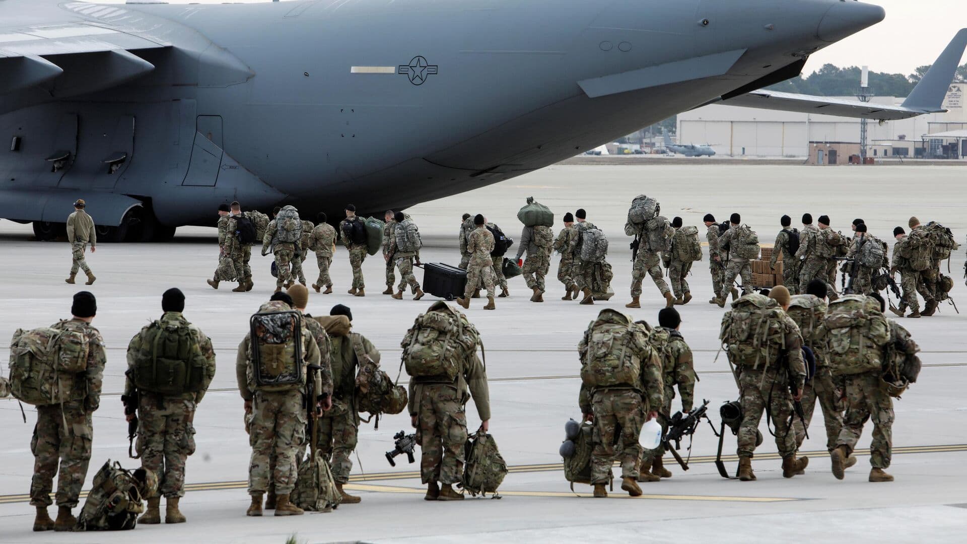 "Отвлекающий маневр". На Западе раскрыли план смертоносной операции в Иране