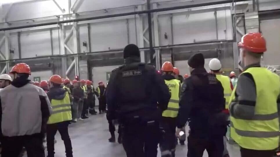 В Петербурге провели рейд по выявлению нелегалов