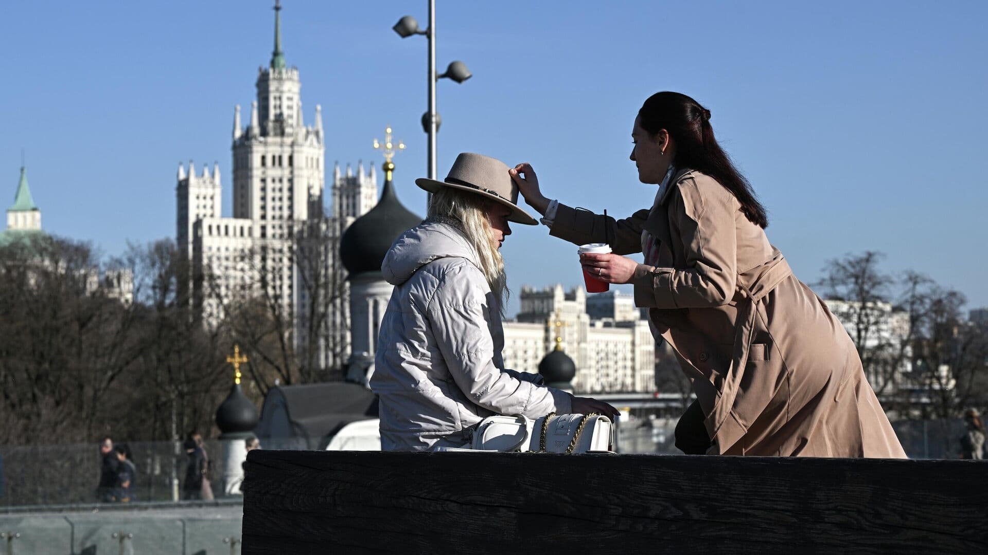 Синоптик рассказал, когда тепло вернется в столицу