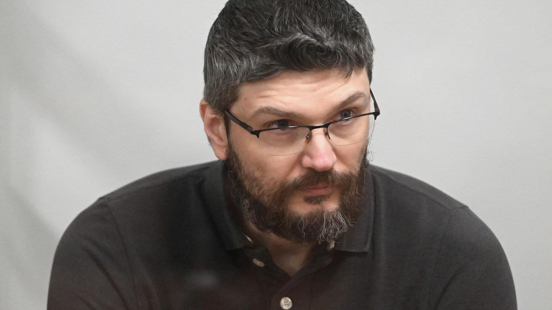 Пасынка Намина приговорили к 18 годам за двойное убийство