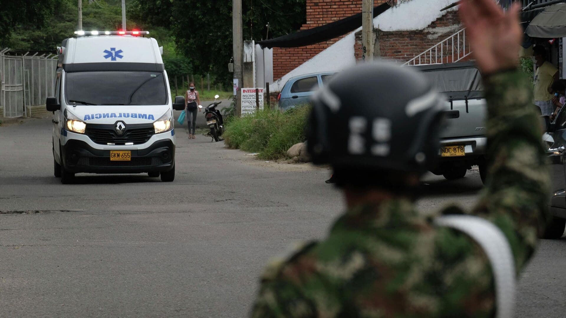 Число жертв теракта в Колумбии возросло до 14