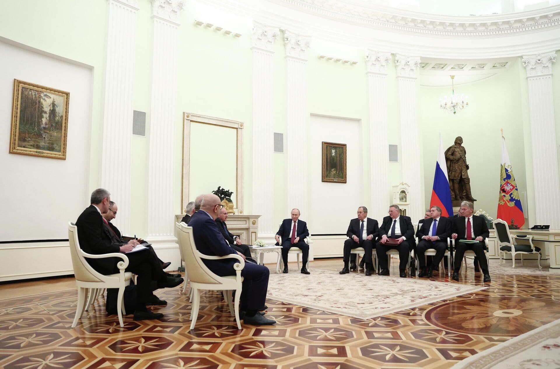 Путин заявил Пашиняну, что Армения не сможет находиться и в ЕС, и в ЕАЭС