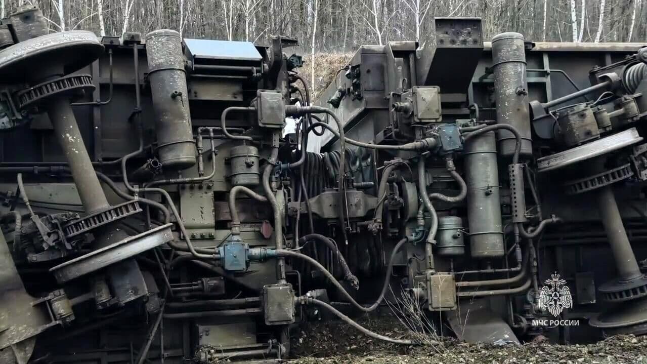 СК назвал предварительную причину схода поезда в Ульяновской области