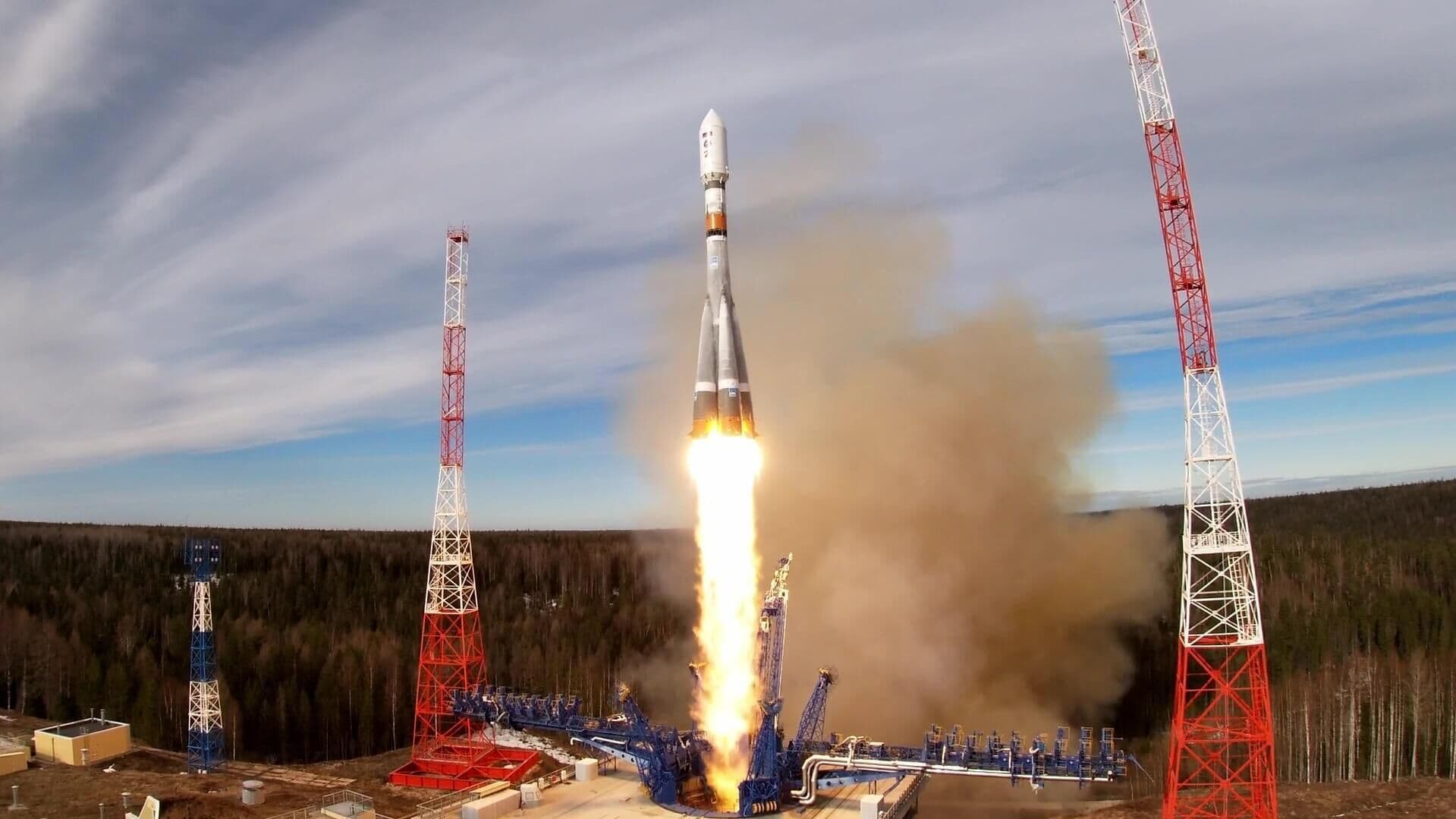 Запущенные с Плесецка космические аппараты вывели на целевую орбиту