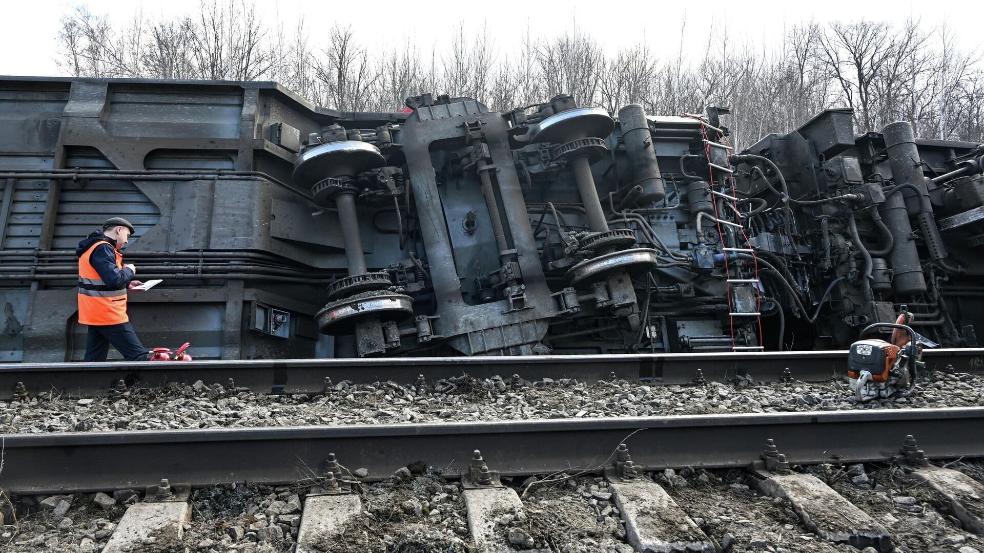 В Ульяновской области, где сошли с рельсов вагоны, возобновили движение
