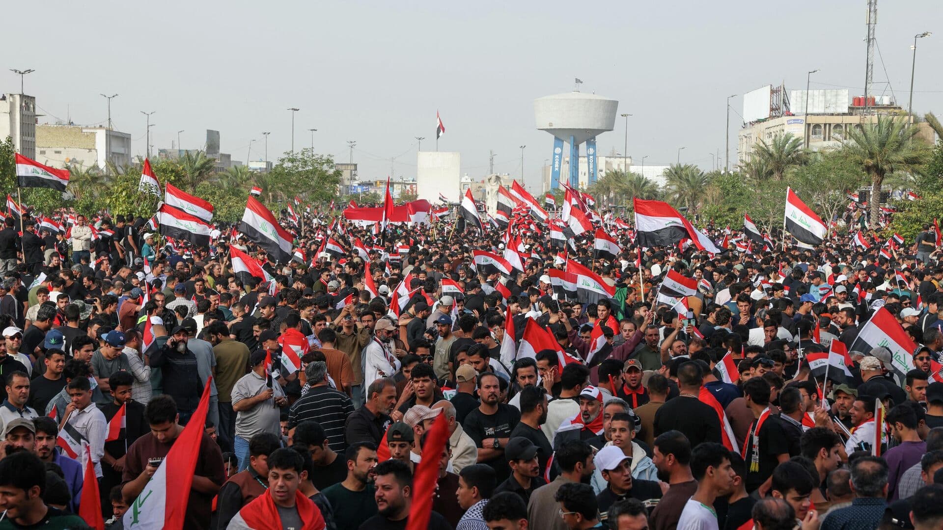 Тысячи иракцев протестуют против ударов США и Израиля по Ирану