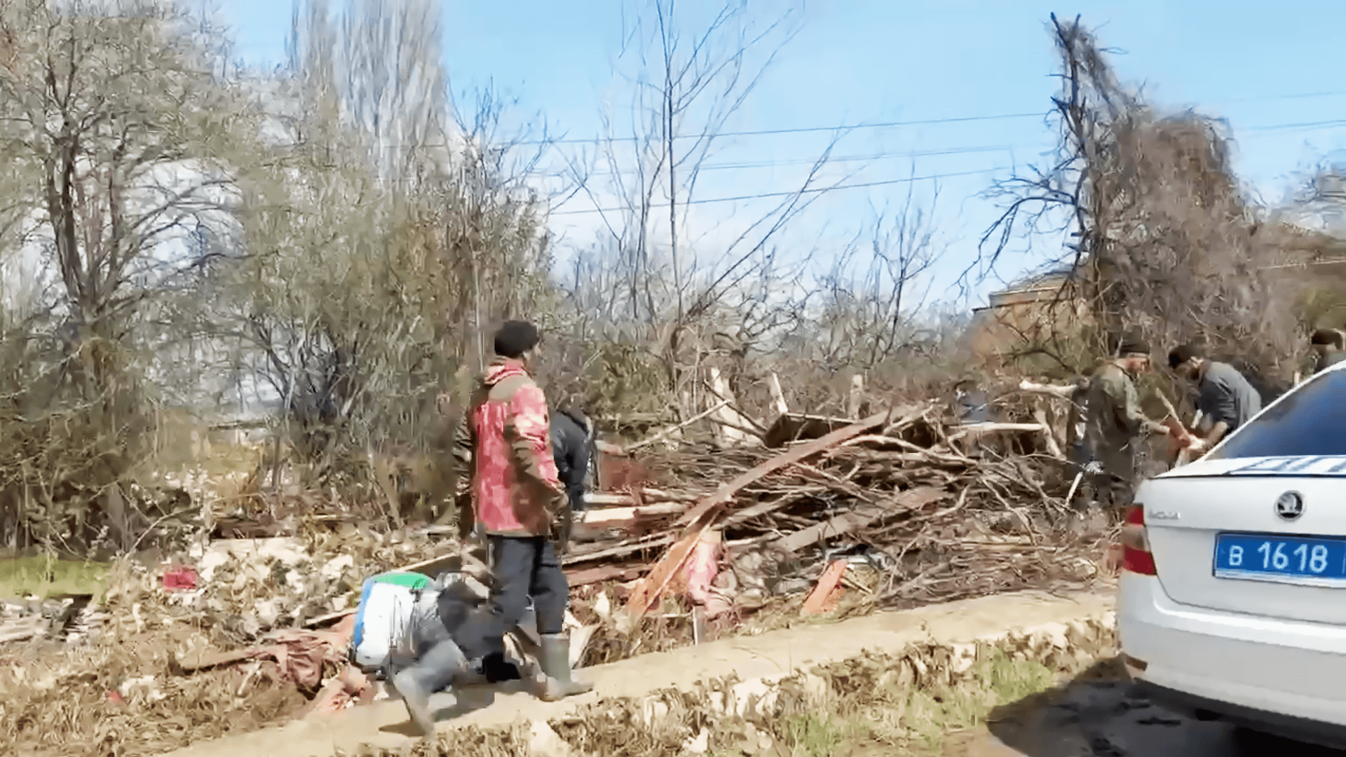 Глава Минприроды предупредил о третьей волне паводка в Дагестане