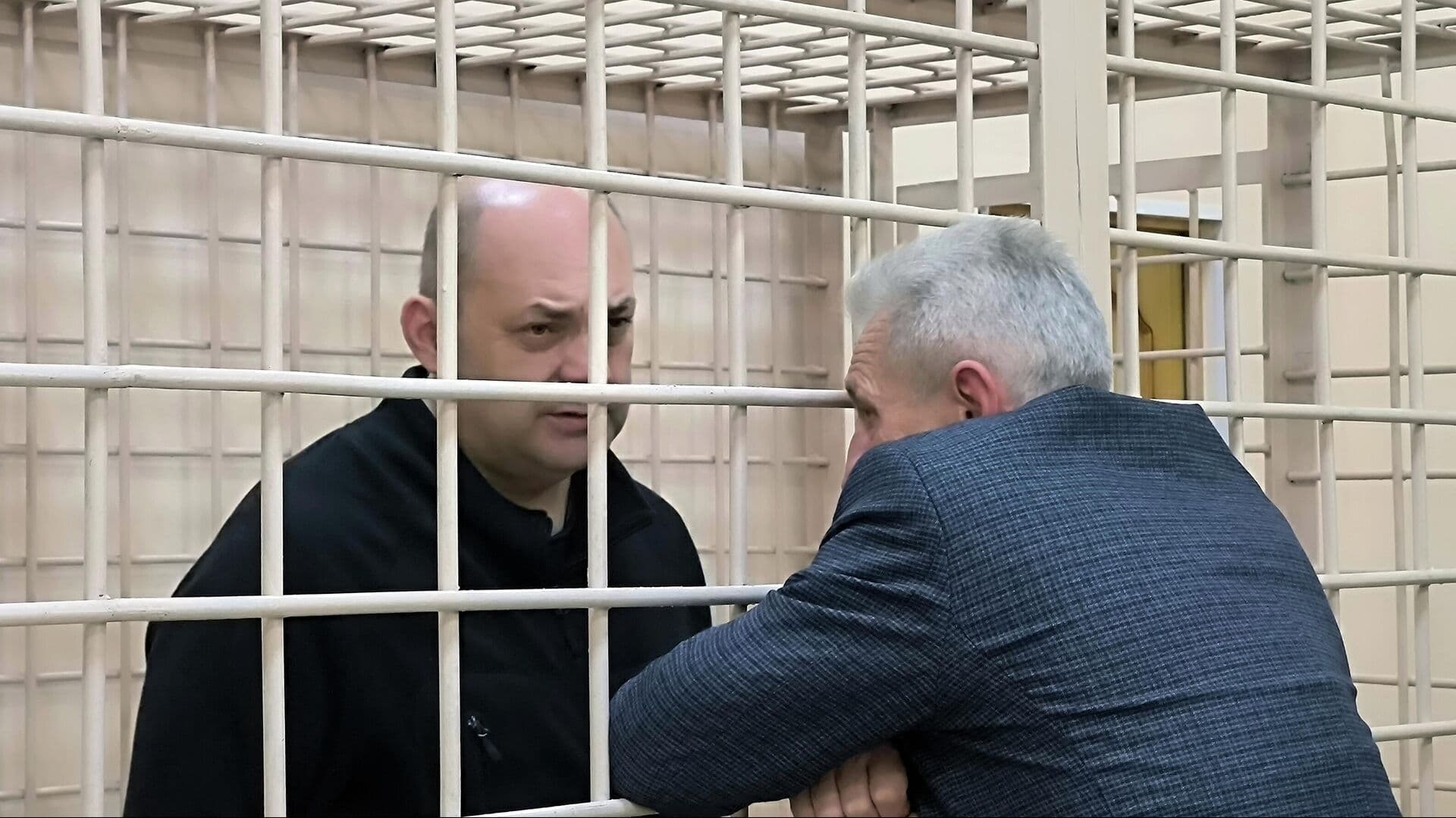 Курского экс-губернатора Смирнова приговорили к штрафу