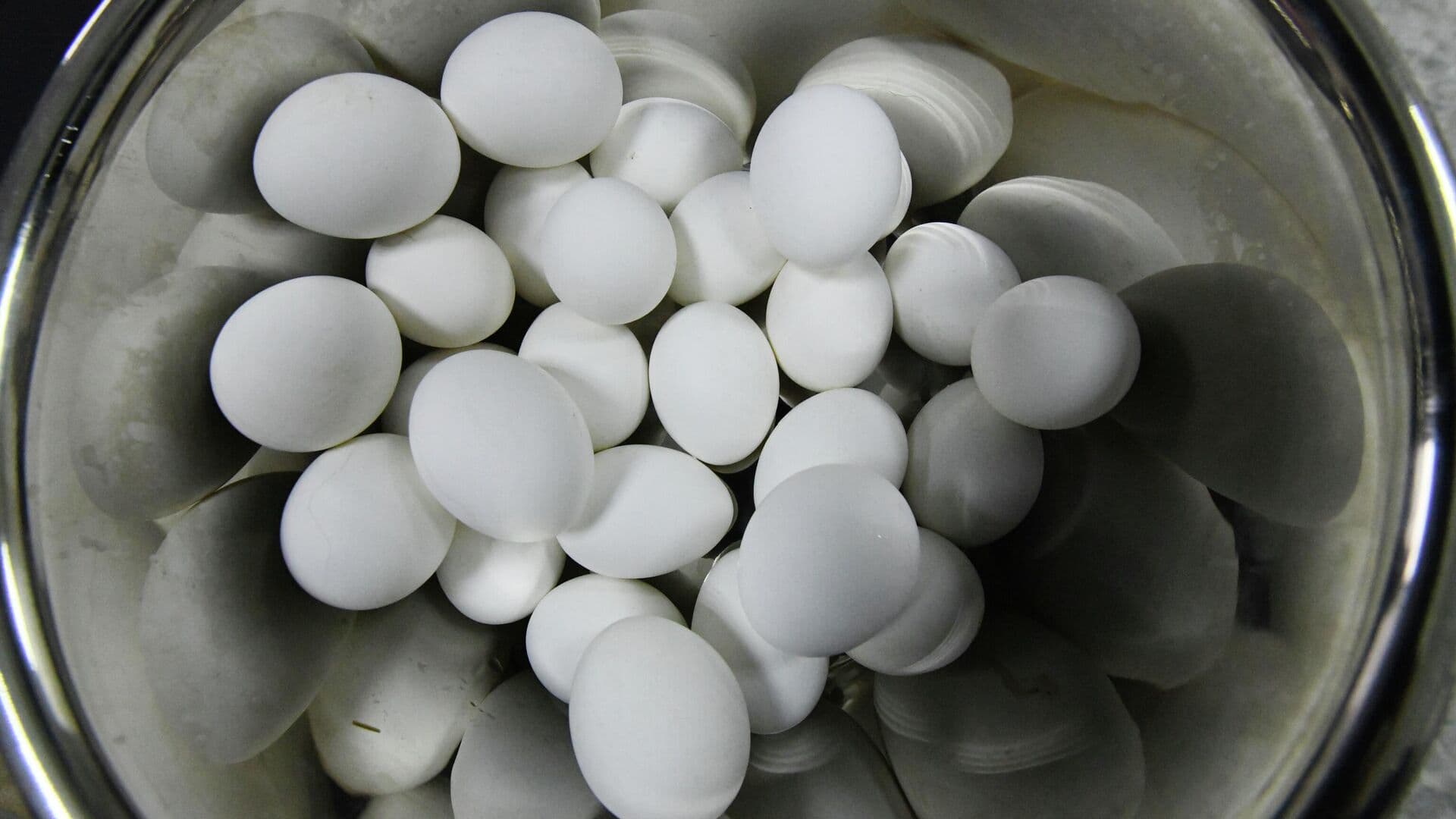 В Госдуме предупредили об опасном способе окрашивания пасхальных яиц