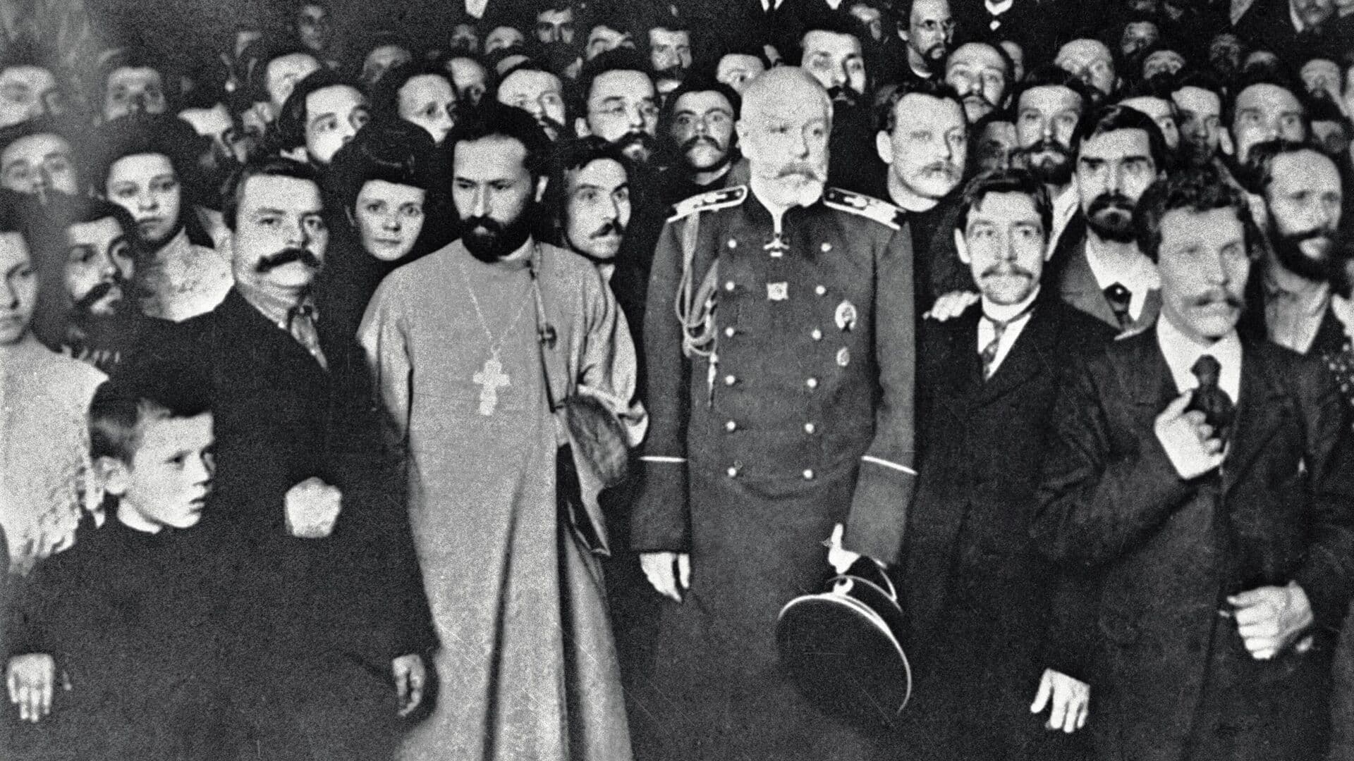 "Нащупали его слабости". Кто на самом деле убил священника Гапона