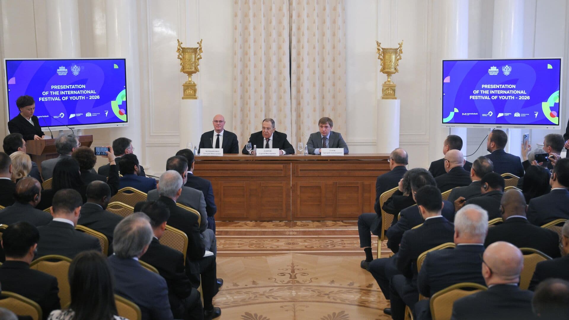 Международный фестиваль молодежи покажет открытость России, заявил Лавров