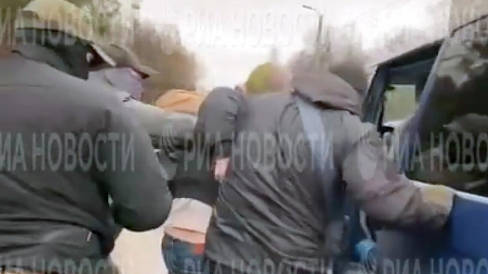 Журналиста "Новой газеты" задержали по делу об использовании личных данных