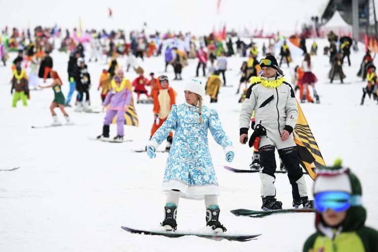 Крутой Шерегеш: самые яркие рекорды и необычные костюмы "ГрелкаФеста"