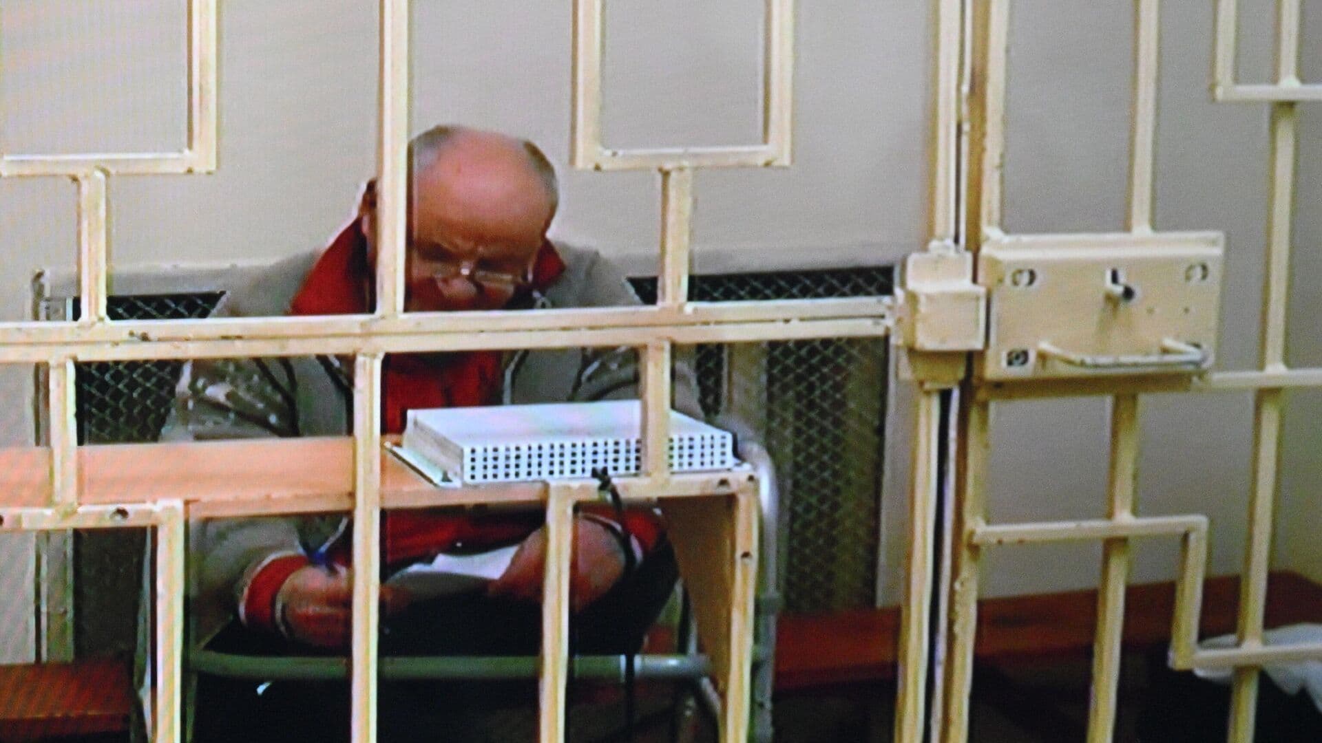 Защита экс-замминистра обороны Попова обжалует приговор