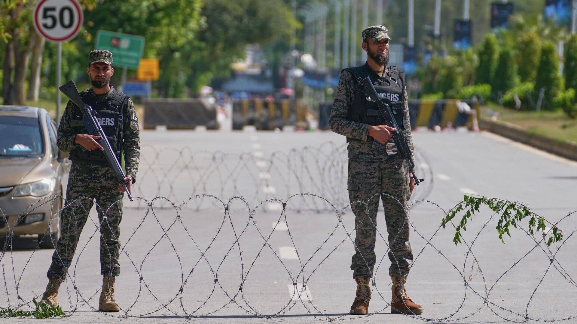 СМИ узнали, когда начнется встреча иранской делегации с премьером Пакистана